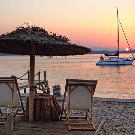 Venus Beach Hotel Неа-Стира Экстерьер фото