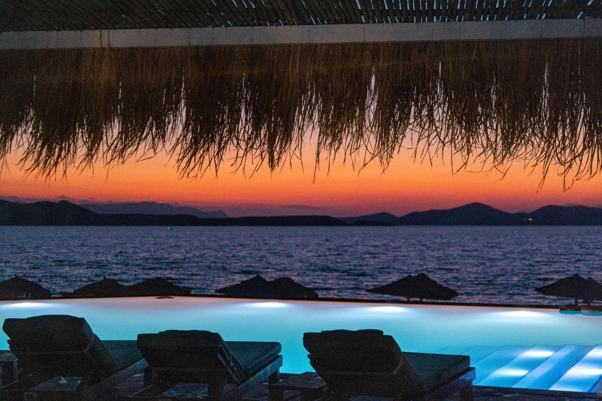 Venus Beach Hotel Неа-Стира Экстерьер фото